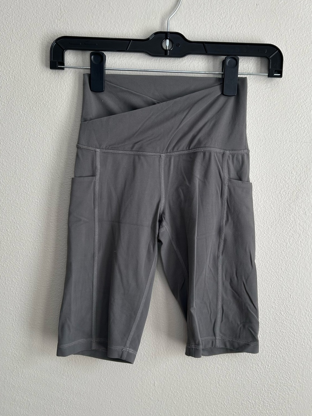 G Glow Mode Gray Crossover High Waisted Bike Biker Shorts Pockets Size XS